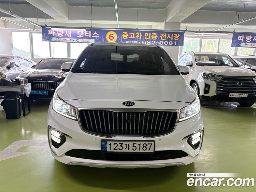 Kia Canival 2019