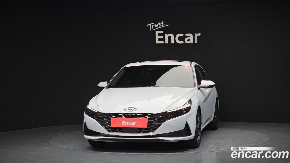 Hyundai AVANTE 2021