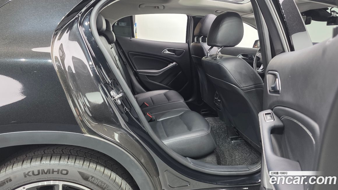 Mercedes-Benz GLA-Class 2018