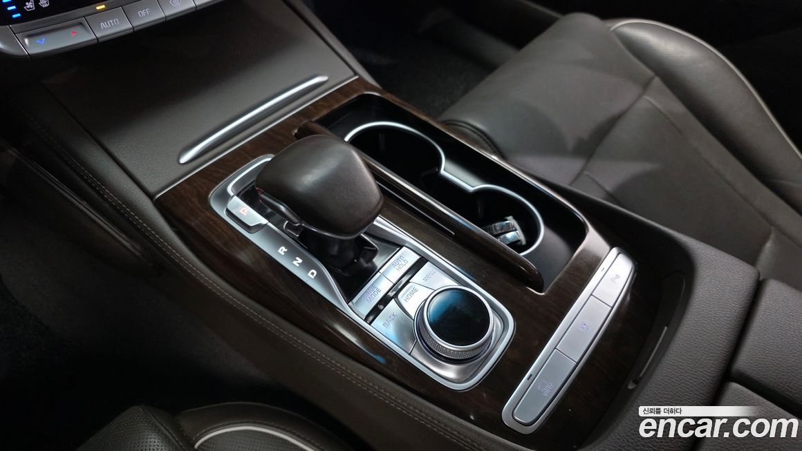 Kia K9 2019