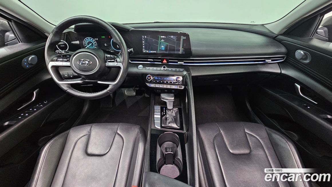 Hyundai AVANTE 2021