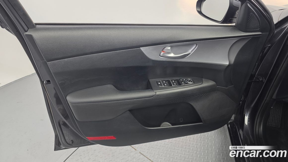 Kia K3 2023