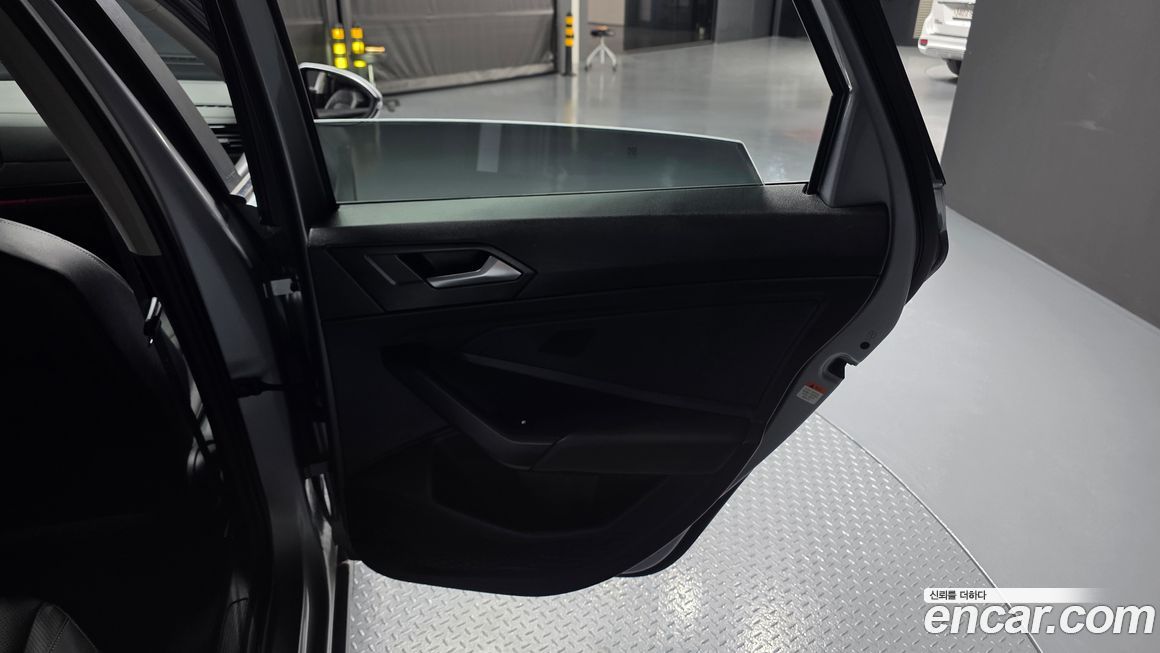 Volkswagen Jetta 2021