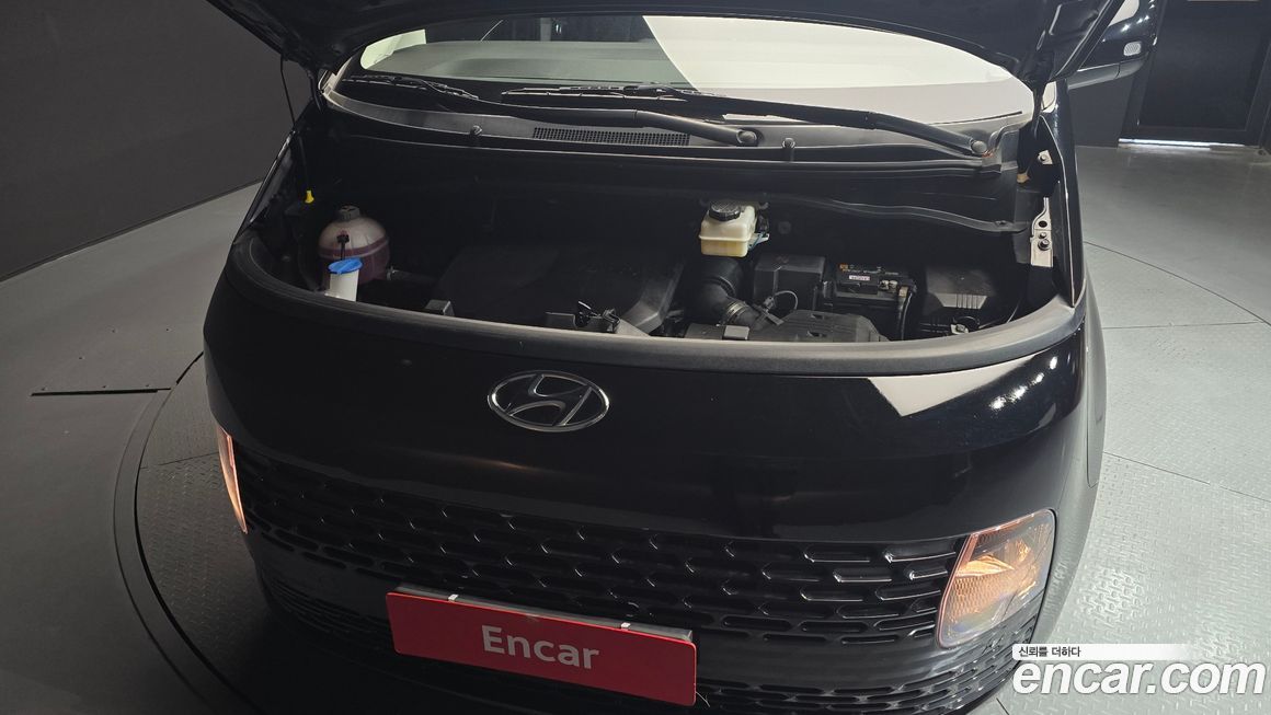 Hyundai Staria 2022