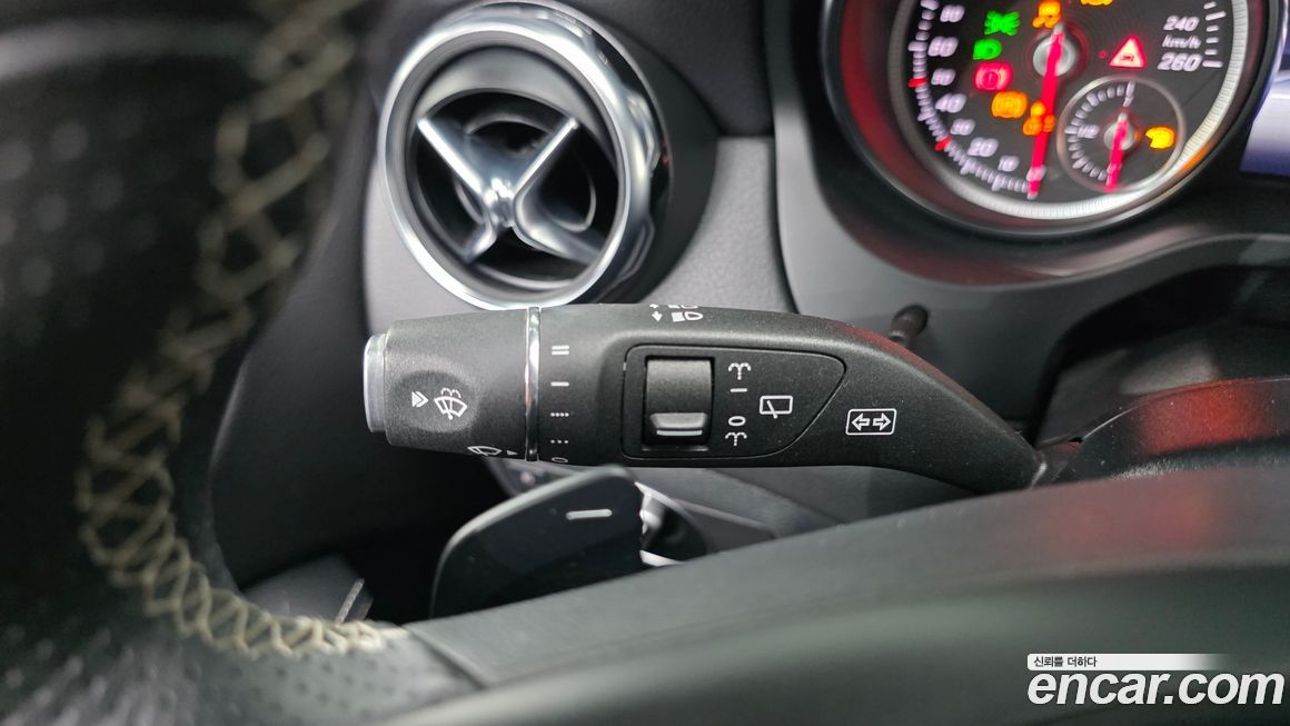 Mercedes-Benz GLA-Class 2018