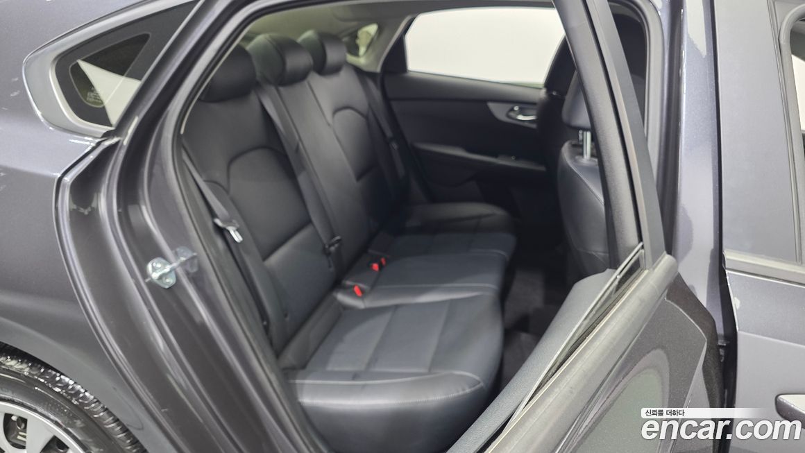 Kia K3 2023