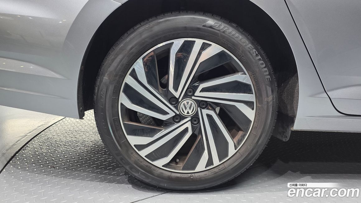 Volkswagen Jetta 2021