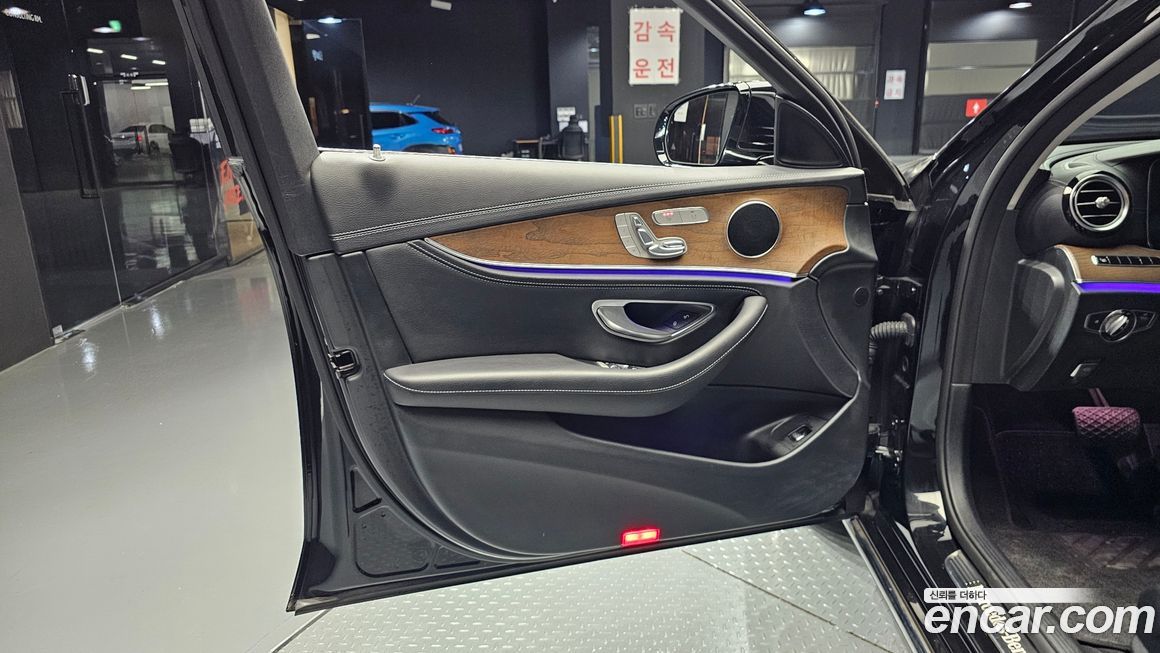 Mercedes-Benz E-Class 2017