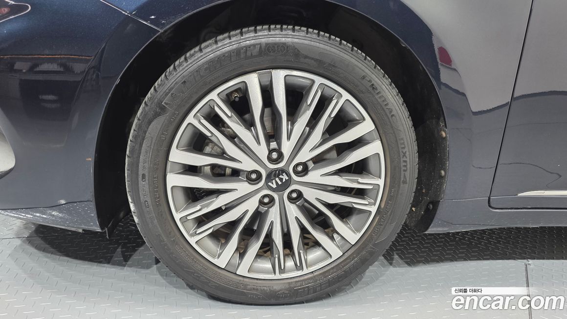 Kia K7 2020