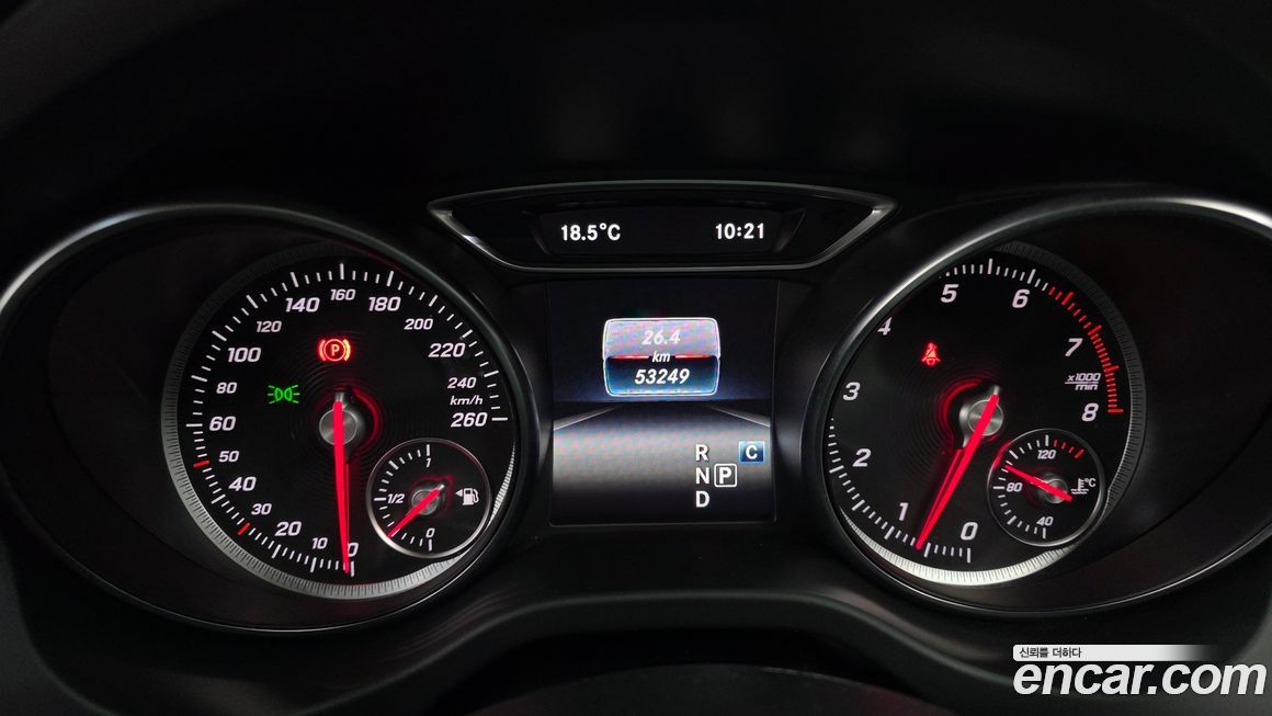 Mercedes-Benz GLA-Class 2019