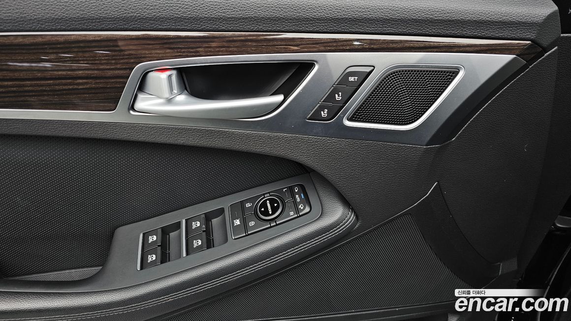 Genesis G80 2017