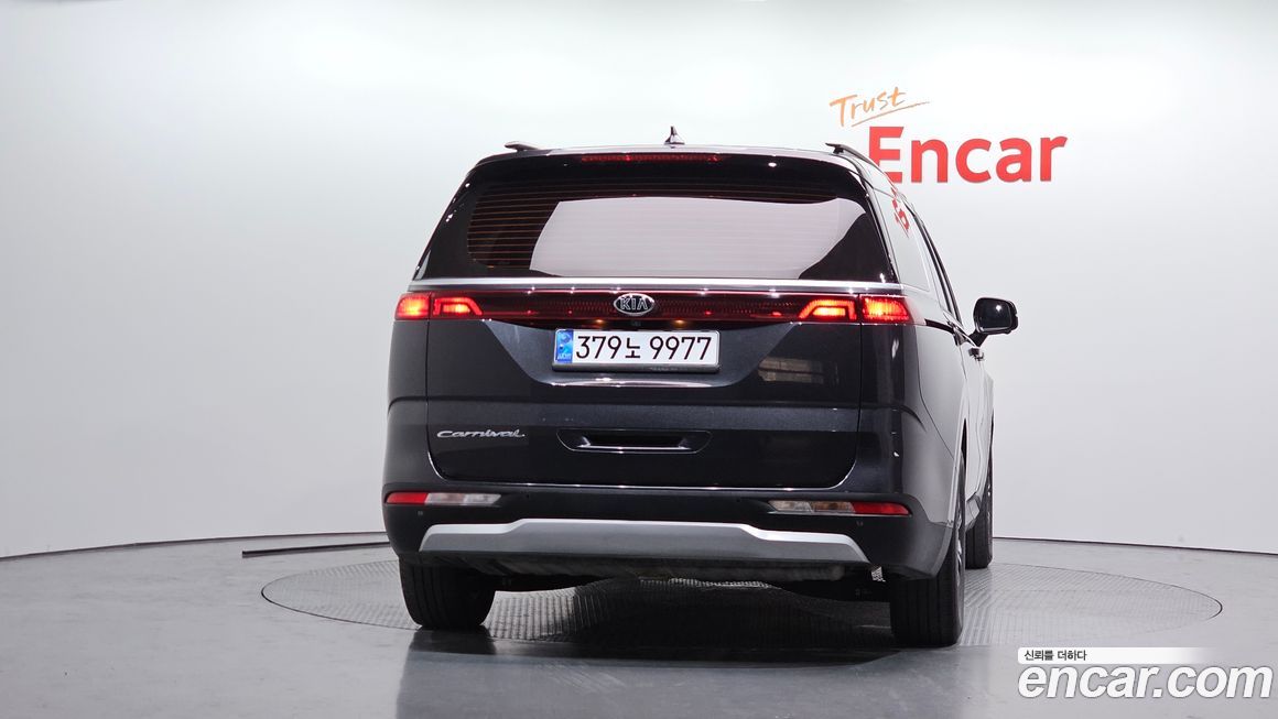 Kia Canival 2021