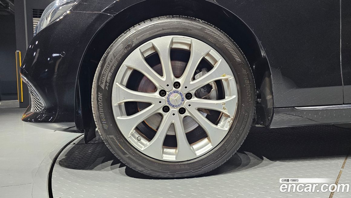 Mercedes-Benz E-Class 2017