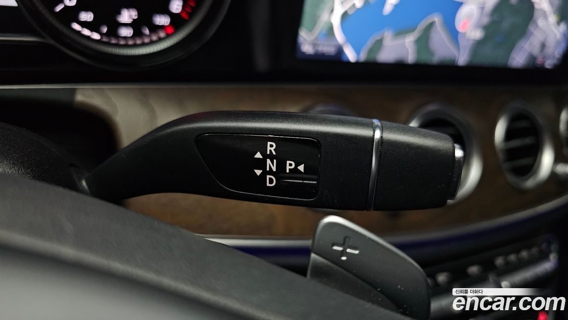 Mercedes-Benz E-Class 2017