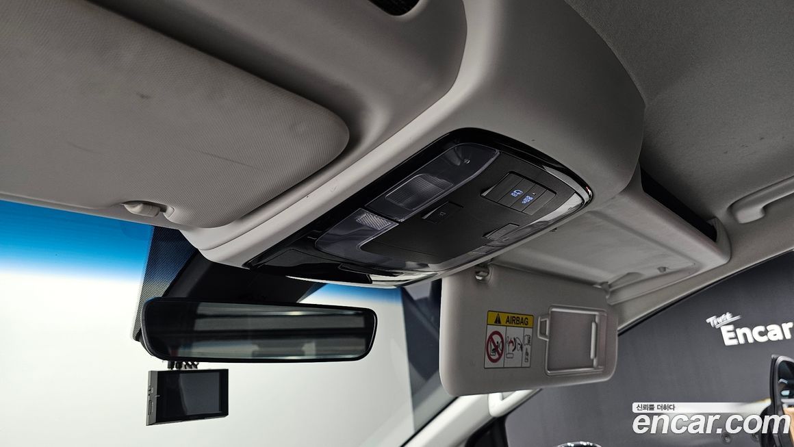 Hyundai Staria 2022