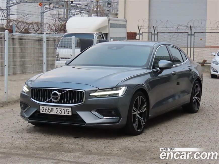 Volvo S60 2020