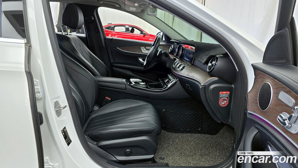 Mercedes-Benz E-Class 2017