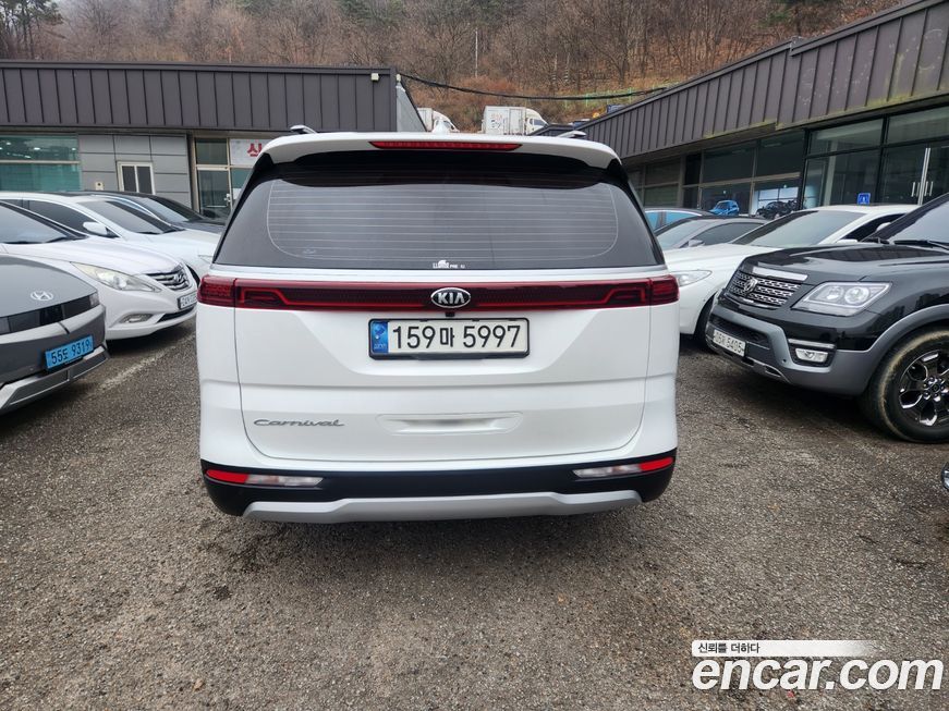 Kia Canival 2021
