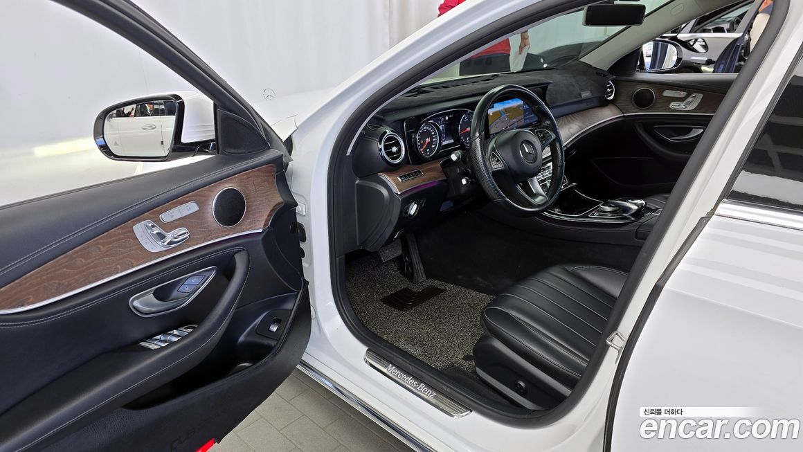 Mercedes-Benz E-Class 2017