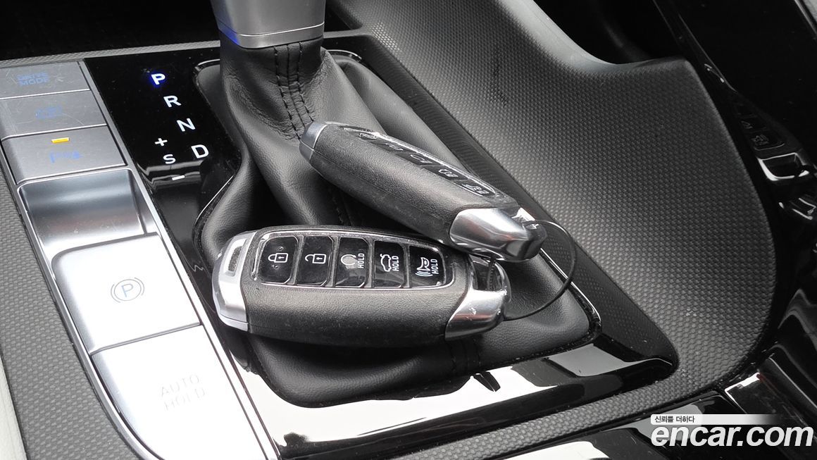 Hyundai AVANTE 2021