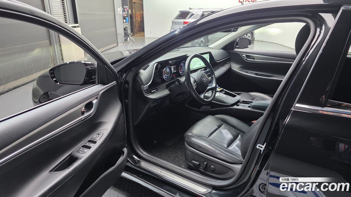 Hyundai Grandeur 2021