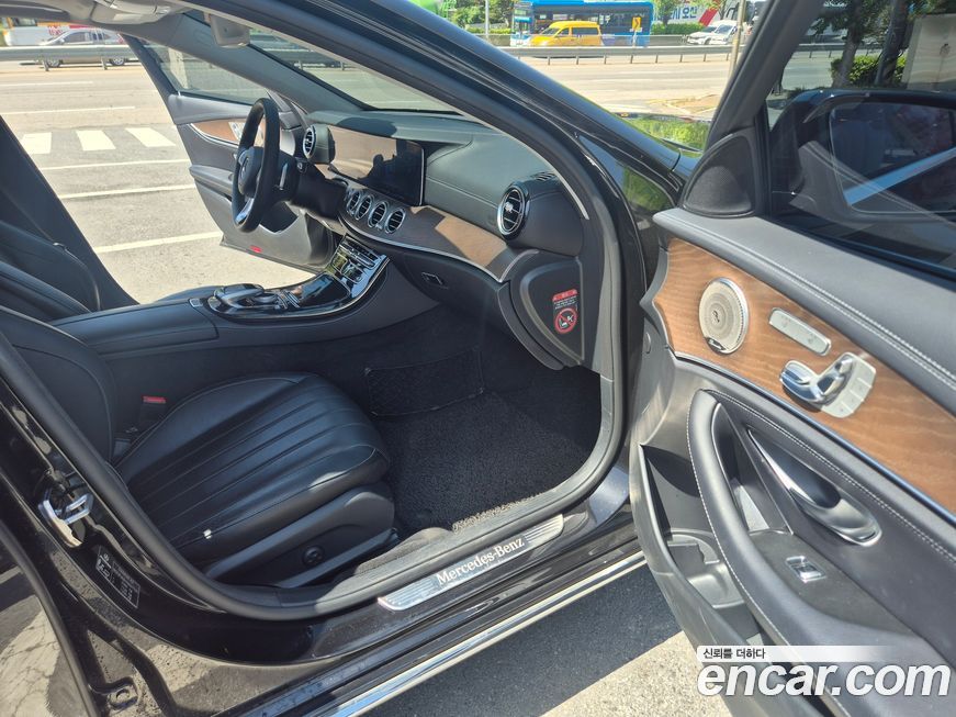 Mercedes-Benz E-Class 2017
