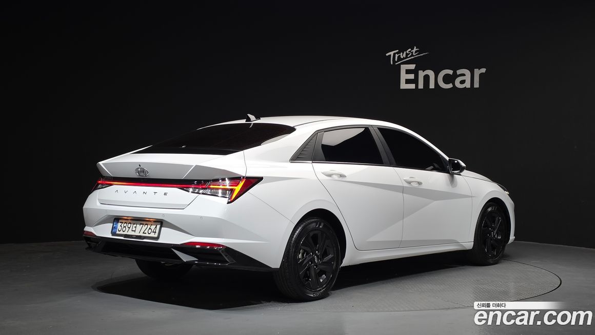 Hyundai AVANTE 2021