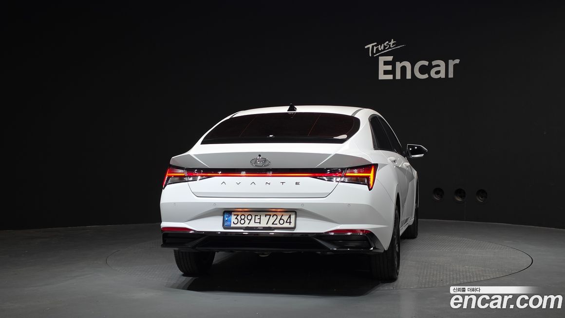Hyundai AVANTE 2021