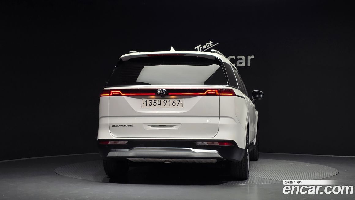 Kia Canival 2021