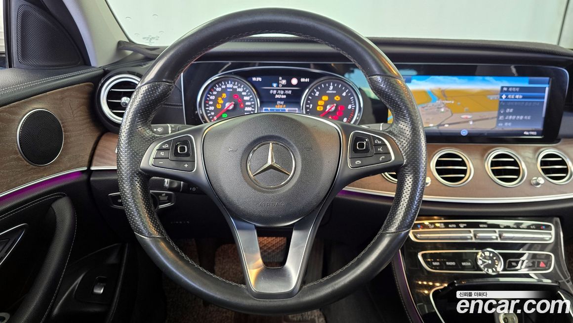 Mercedes-Benz E-Class 2017