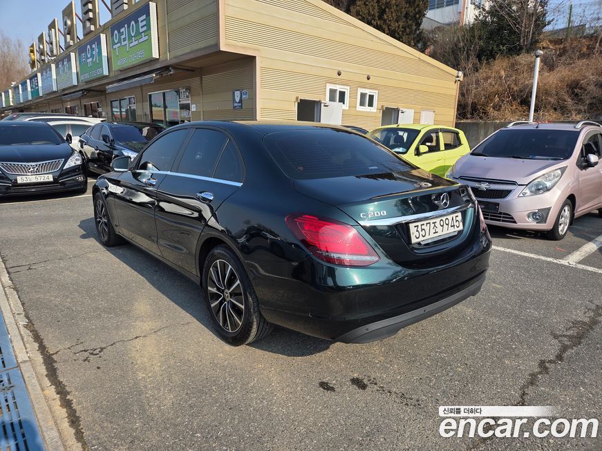 Mercedes-Benz C-Class 2019