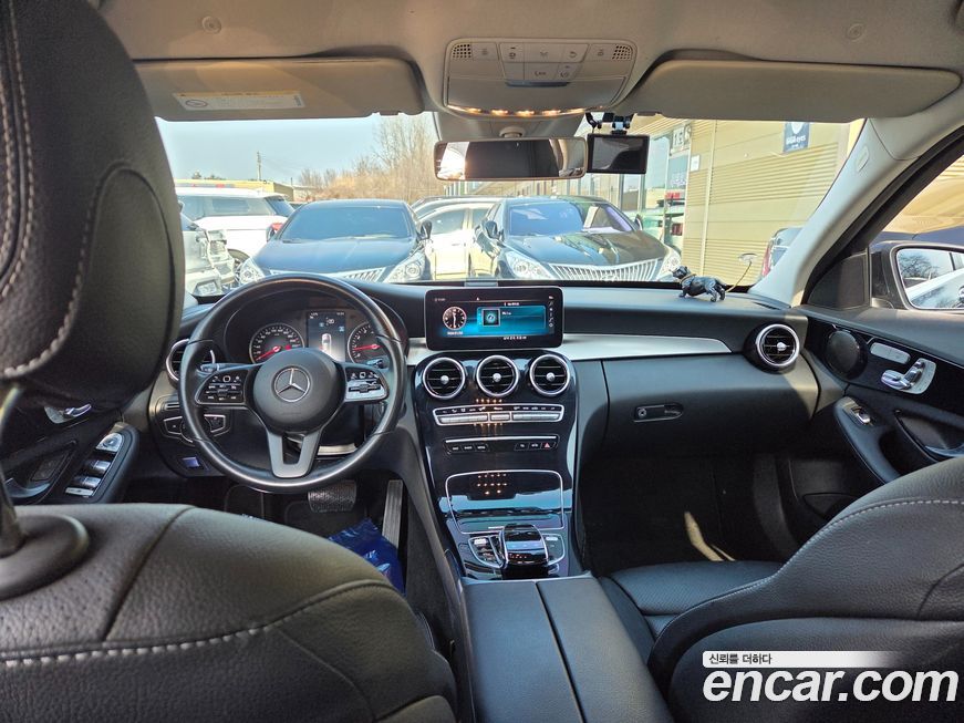 Mercedes-Benz C-Class 2019