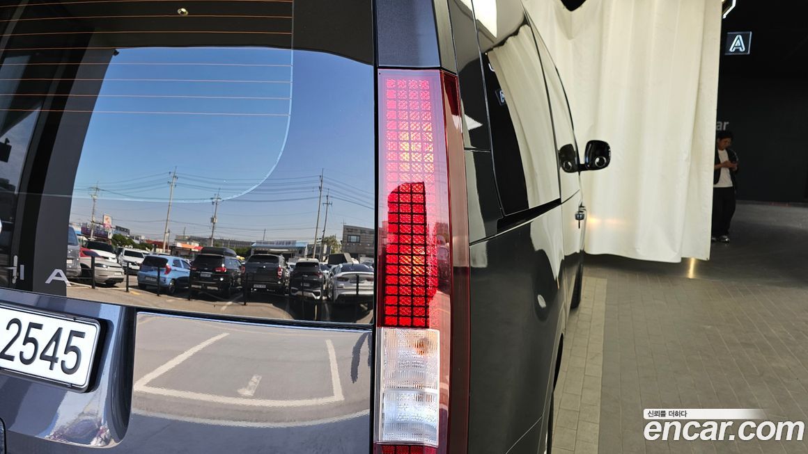 Hyundai Staria 2022