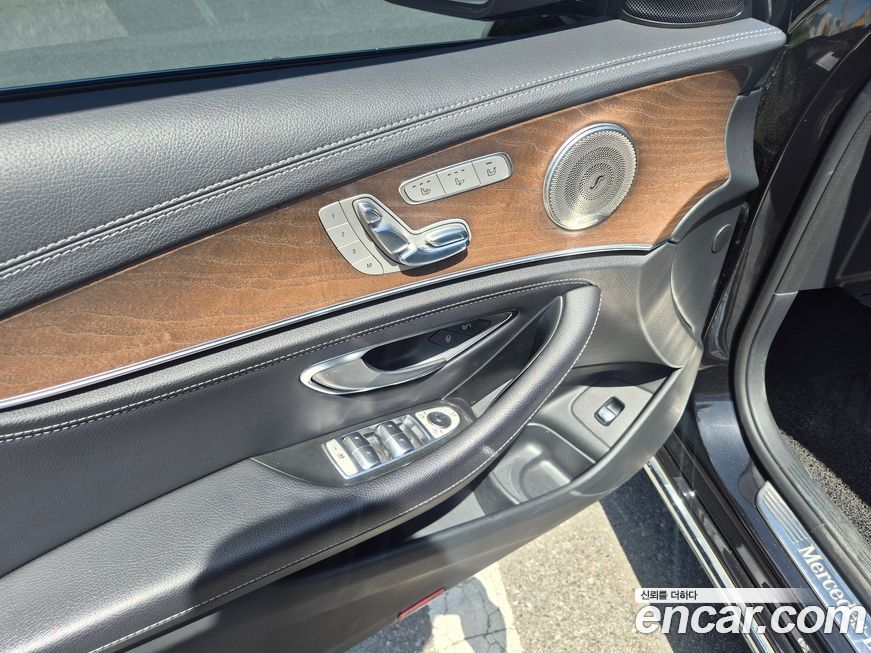 Mercedes-Benz E-Class 2017