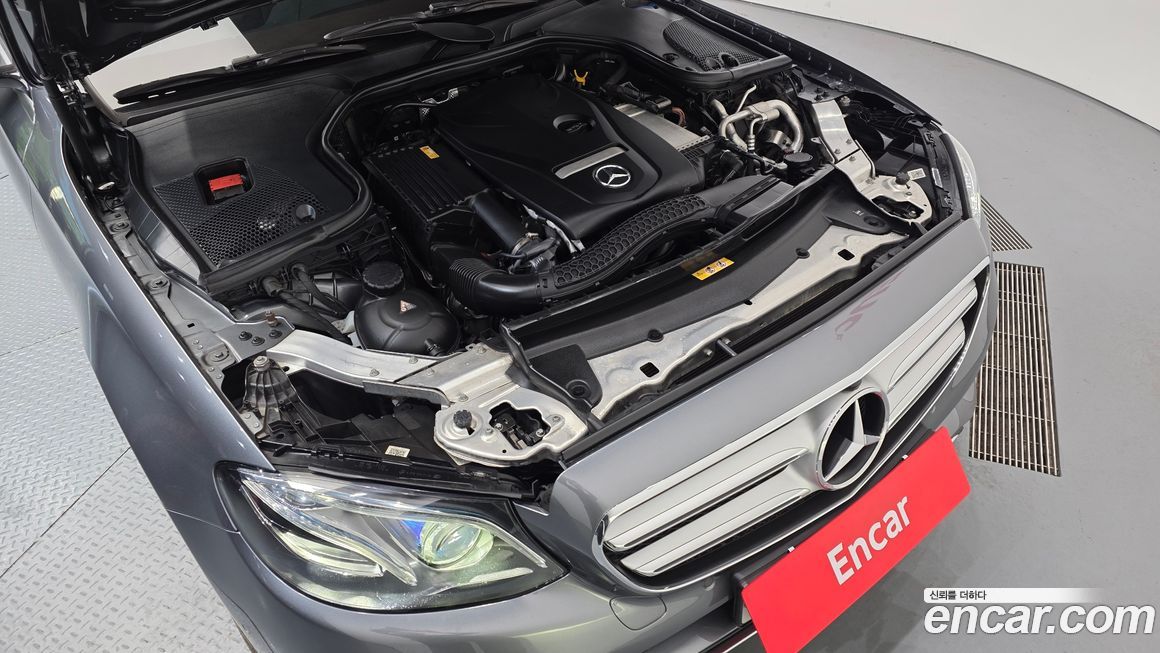 Mercedes-Benz E-Class 2017