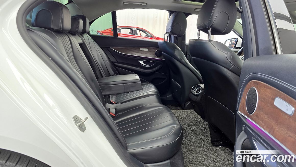 Mercedes-Benz E-Class 2017