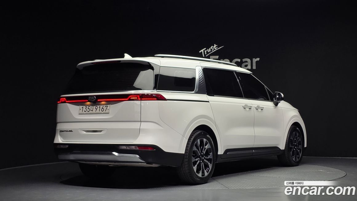 Kia Canival 2021