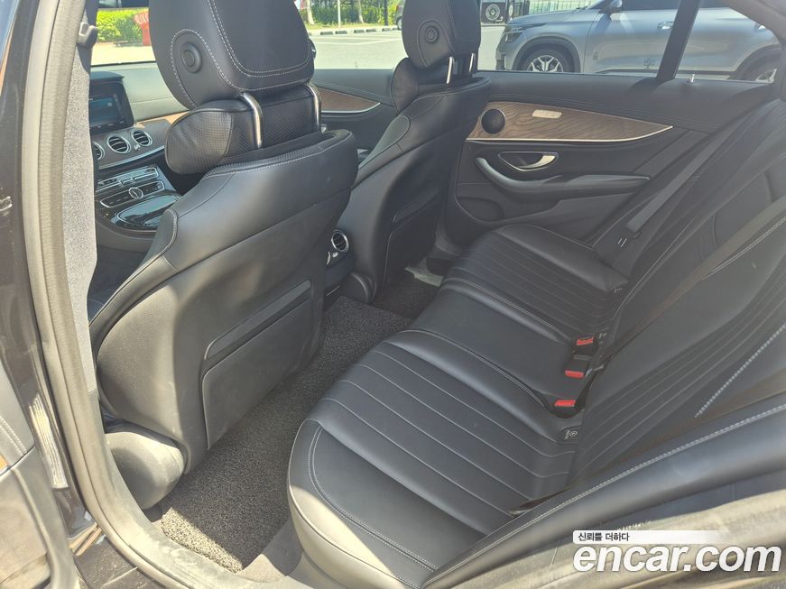 Mercedes-Benz E-Class 2017