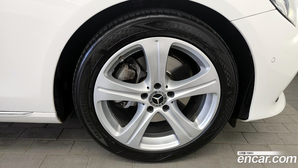 Mercedes-Benz E-Class 2018