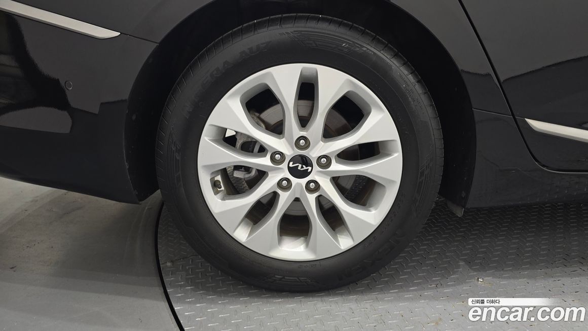Kia K8 2023
