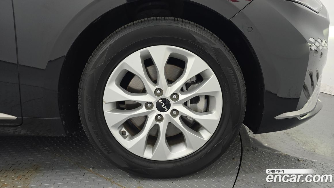 Kia K8 2023
