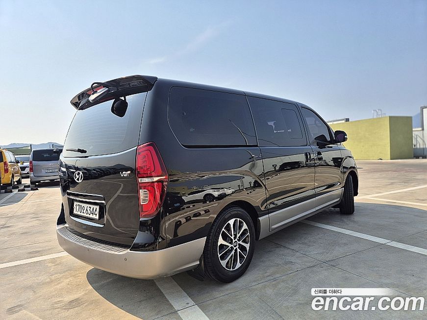 Hyundai Starex 2019