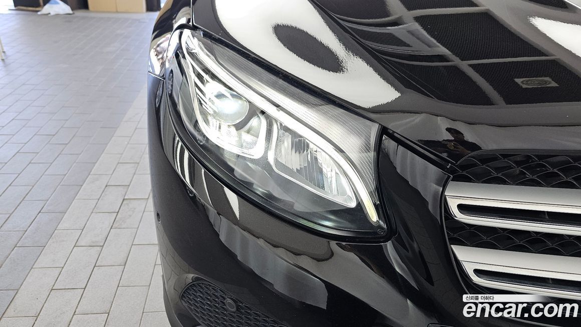 Mercedes-Benz GLC-Class 2018