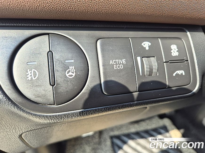 Hyundai Starex 2019