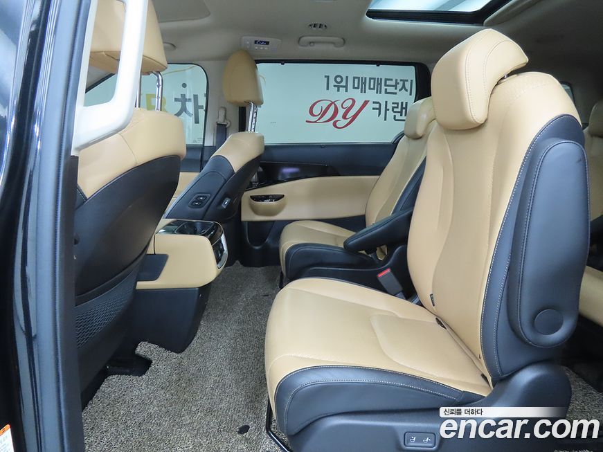 Kia Canival 2021