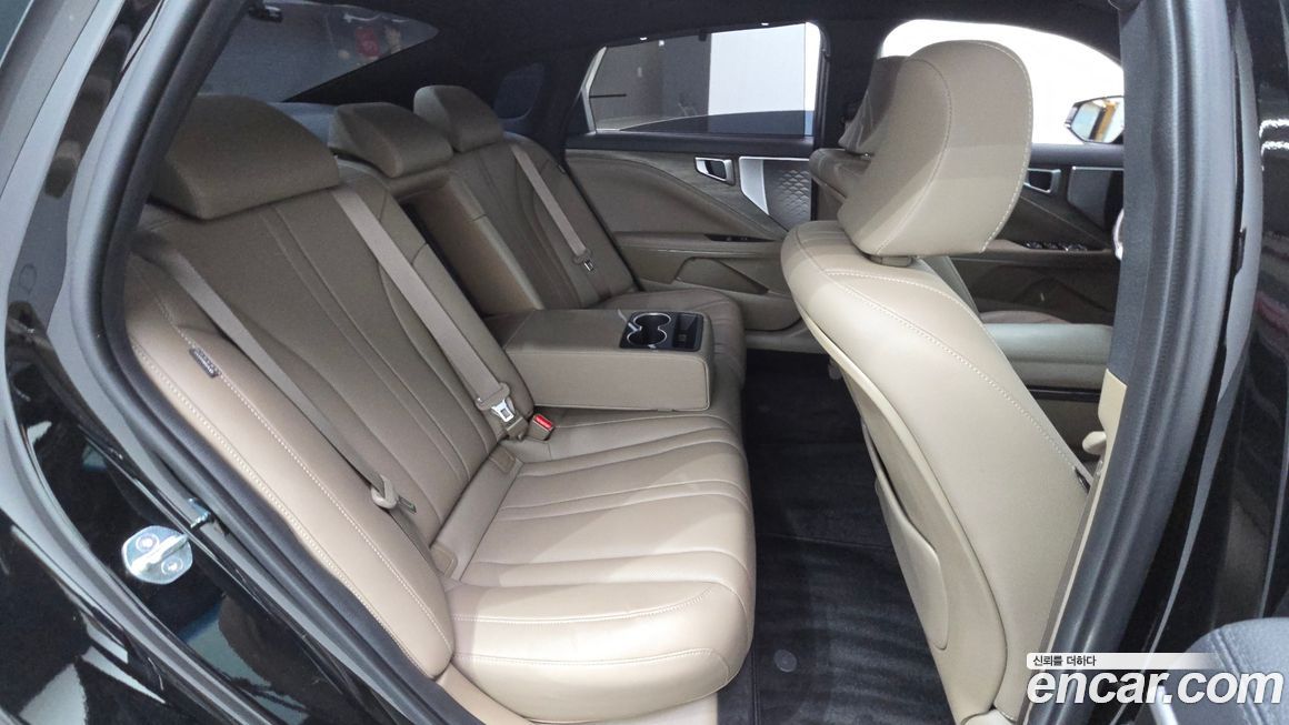 Kia K8 2023