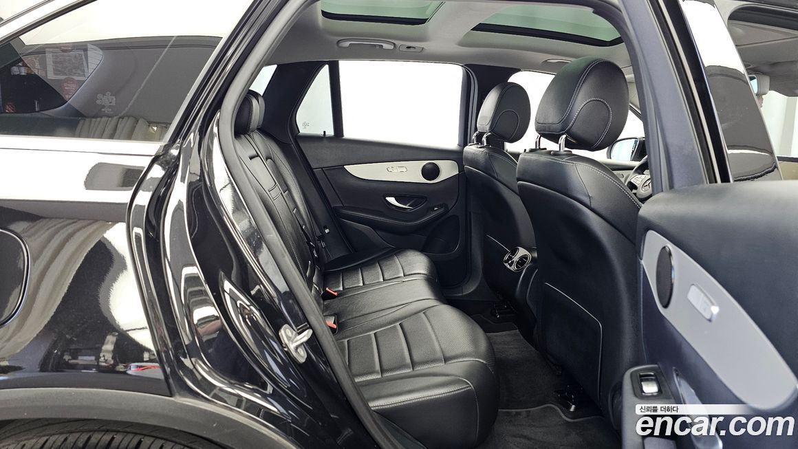 Mercedes-Benz GLC-Class 2018