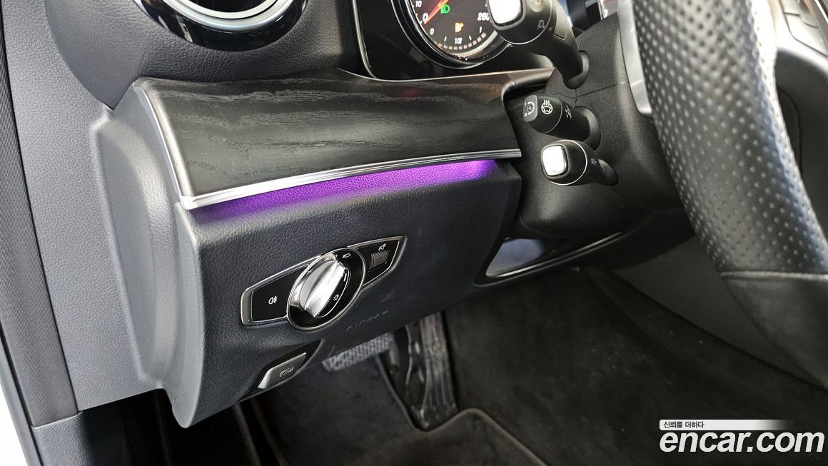 Mercedes-Benz E-Class 2018