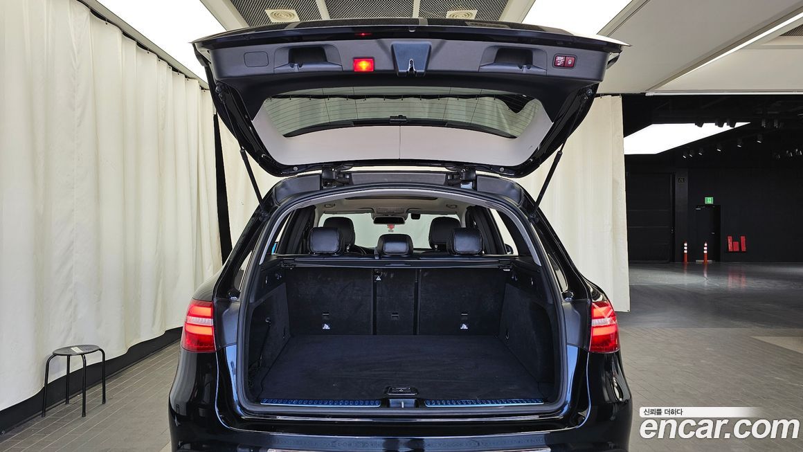 Mercedes-Benz GLC-Class 2018