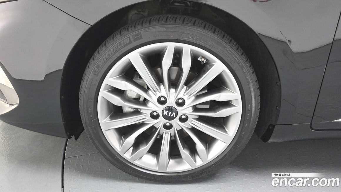 Kia K7 2020